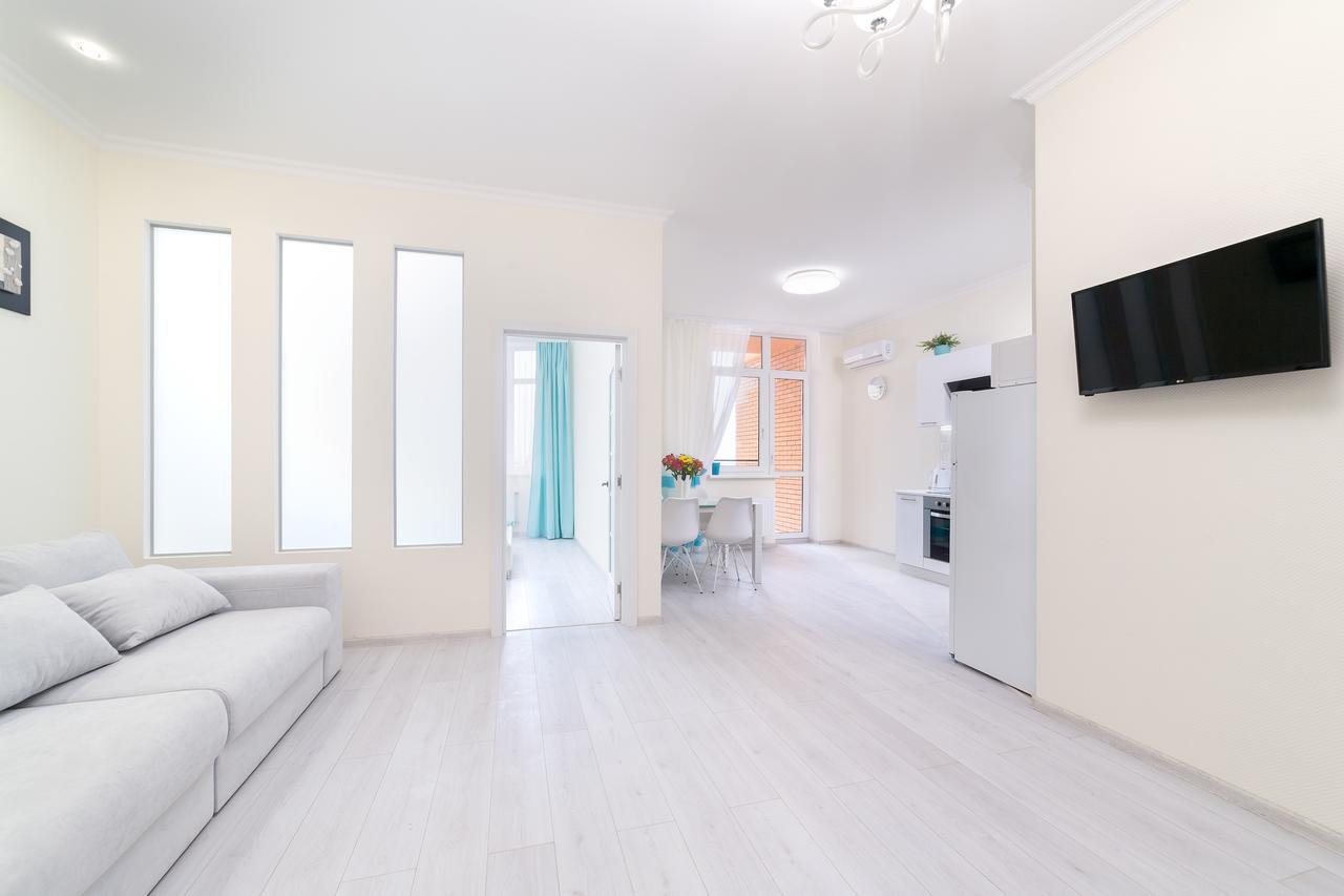 Family Apartments Aquamarine Of Arcadia オデッサ エクステリア 写真
